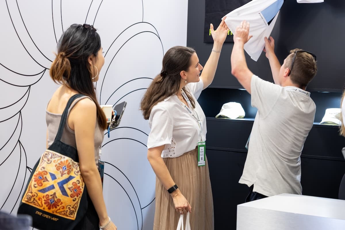 atmosphere at EthCC[8]